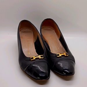 Vintage Ferragamo Gancini Buckle Pumps 7